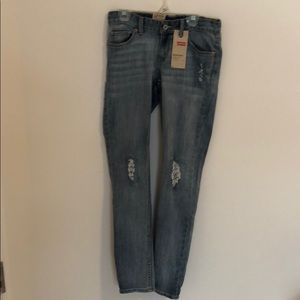 Levi’s girls NEW WITH TAGS boyfriend jeans